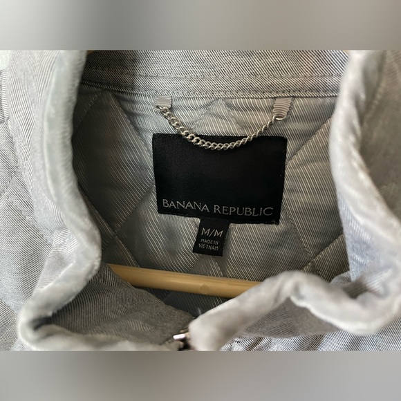 Banana Republic Velvet Trim Quilted Vest - Picture 6 of 6